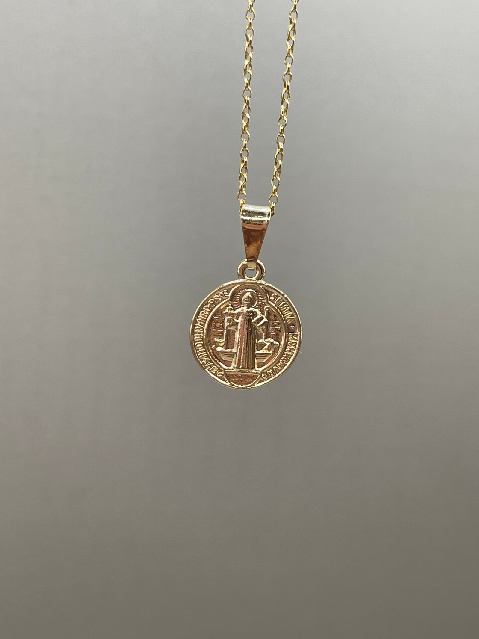 Dije San Benito - Ref. 700 - Imagen 2