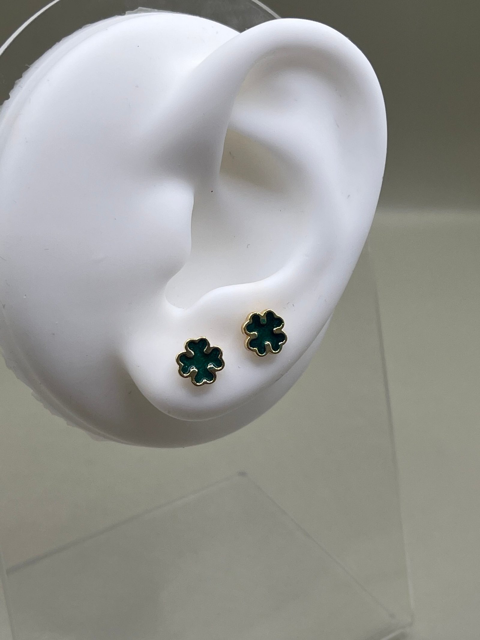 Trébol Esmaltado - Ref. 699