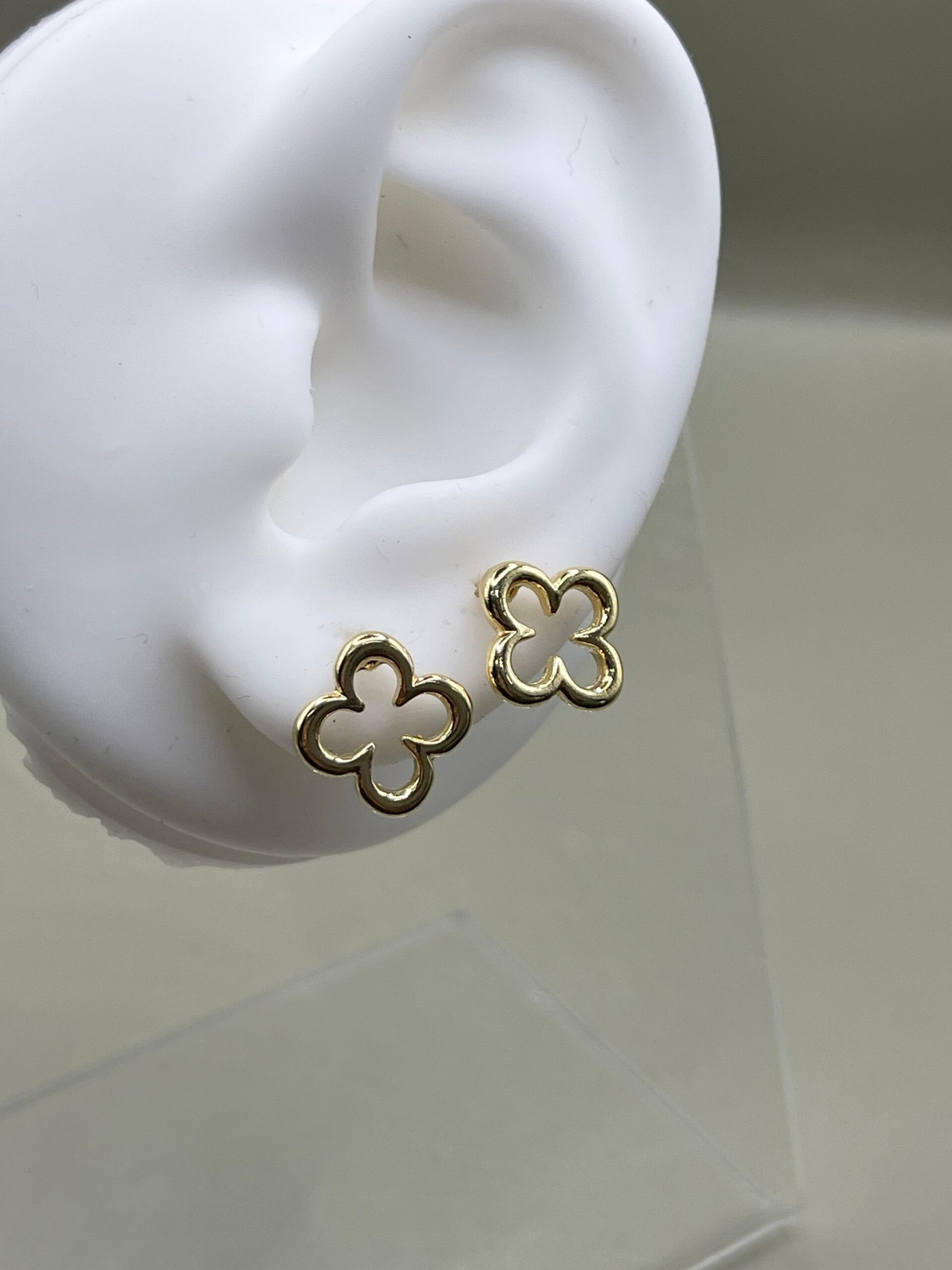 Trébol Silueta- Ref. 069