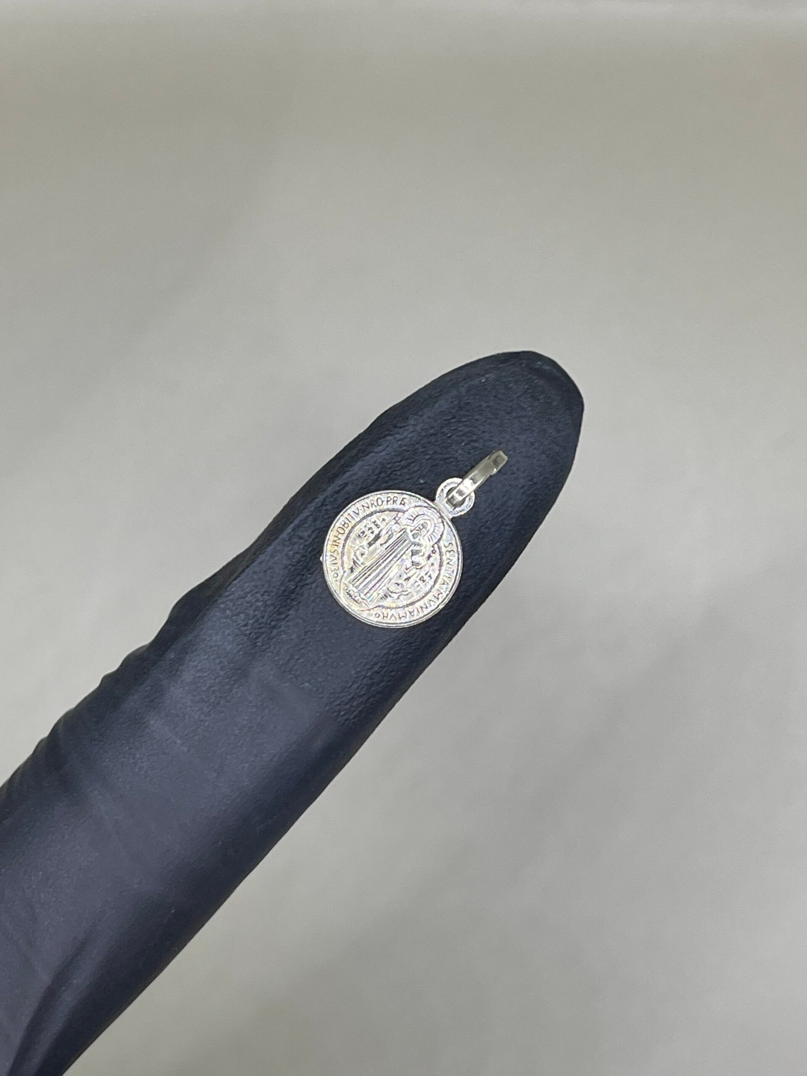 Dije San Benito - Ref. 542